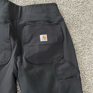 Black soft fitted FORCE Carhartt pants sz4/6 tall
